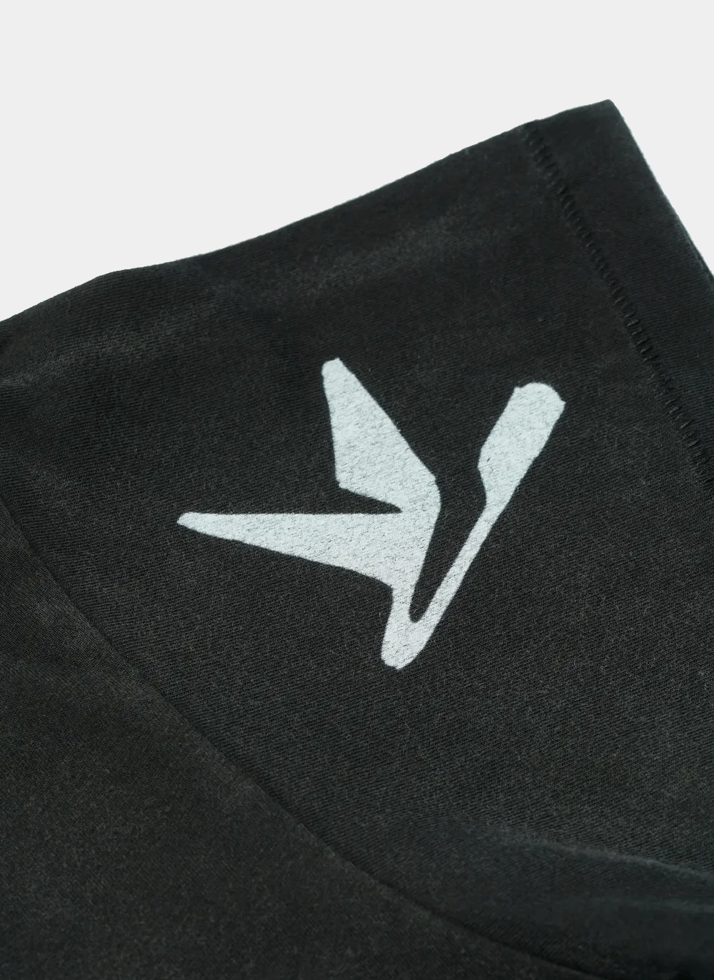 Футболка .Solutions + NUMBER 3 A—Sketch T-Shirt Old Black