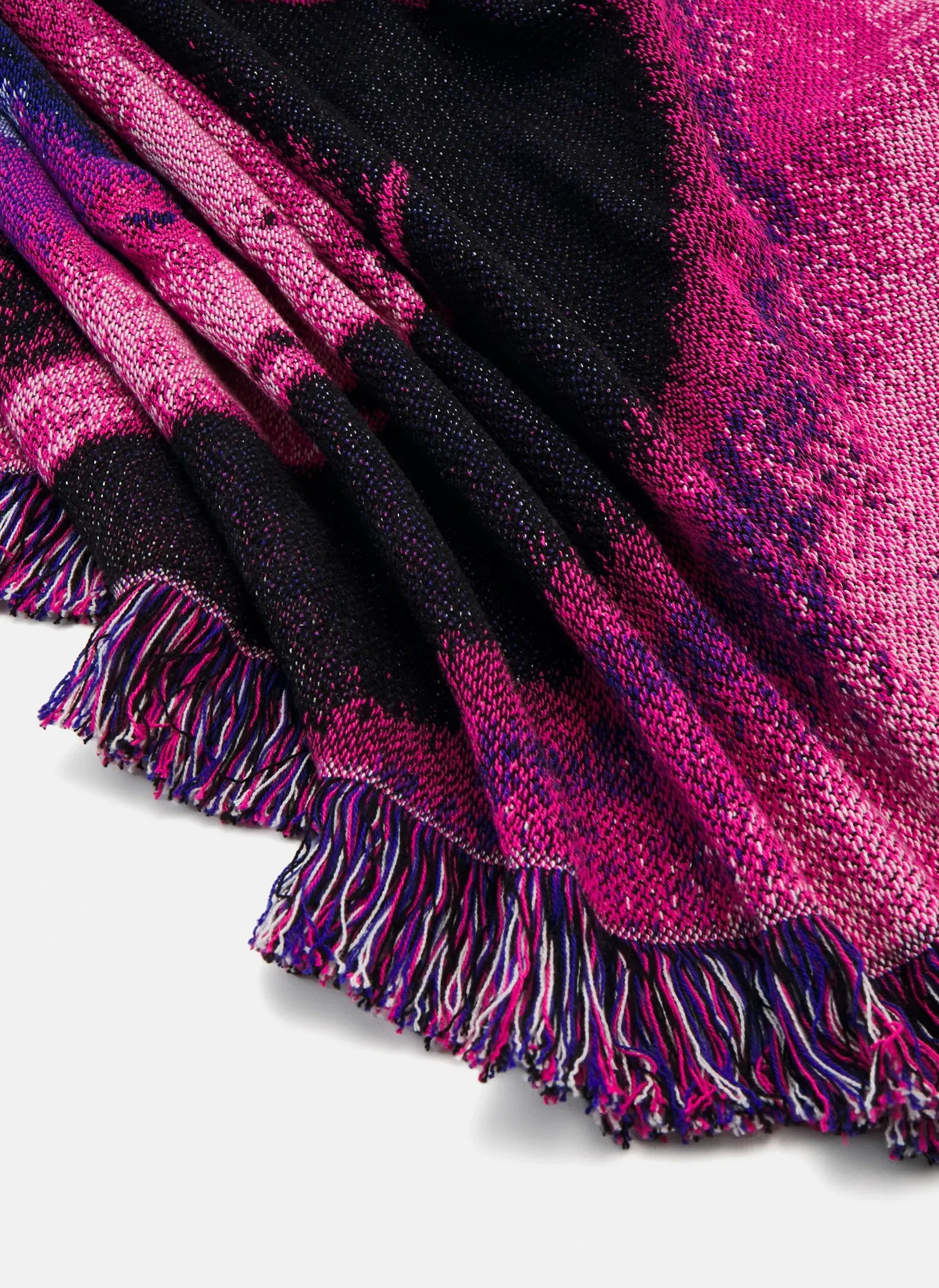 Плед ‘Tube Woven Blanket’ 