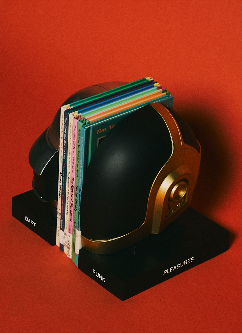 Держатель для книг Pleasures x Daft Punk Helmets Bookend Metallic