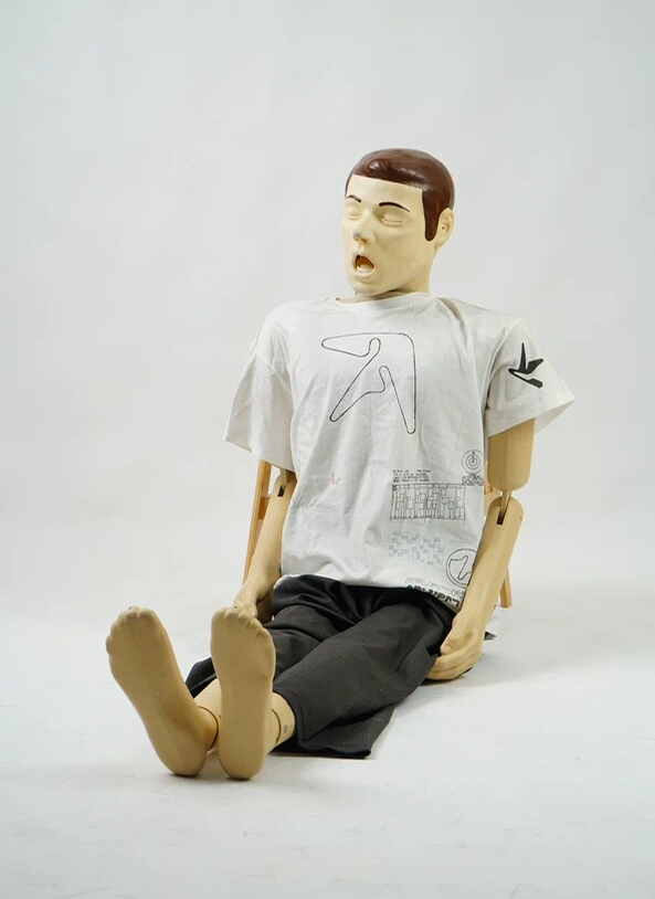 Футболка .Solutions + NUMBER 3 A—Sketch T-Shirt Old White