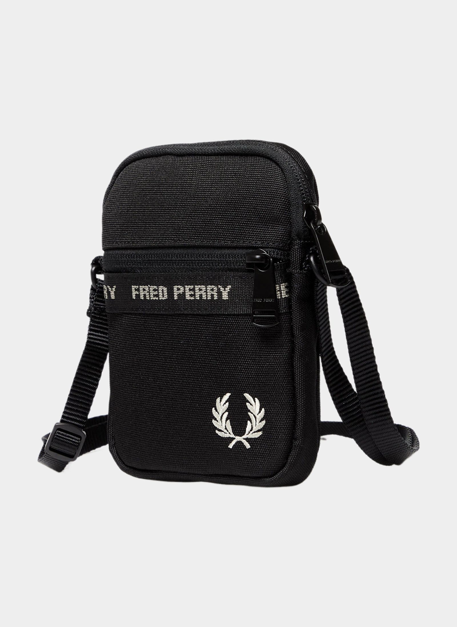 Сумка ‘FP TAPED SIDE BAG’ V67 Сумка ‘FP TAPED SIDE BAG’ V67