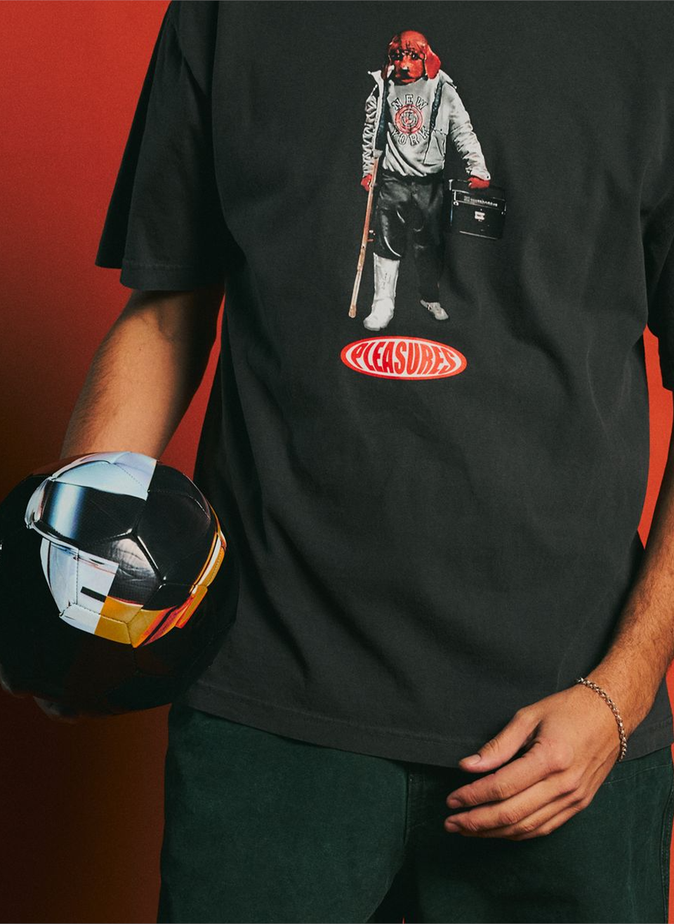 Мяч футбольный Pleasures x Daft Punk Helmets Soccer Ball Black