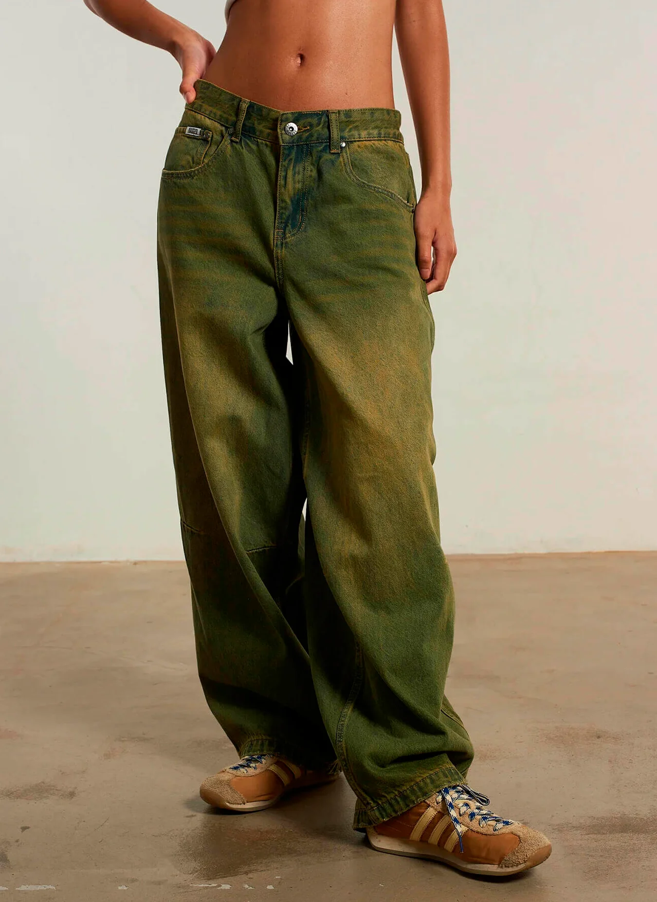 Джинсы ‘Unisex Overdye Goliath Jean’ Khaki