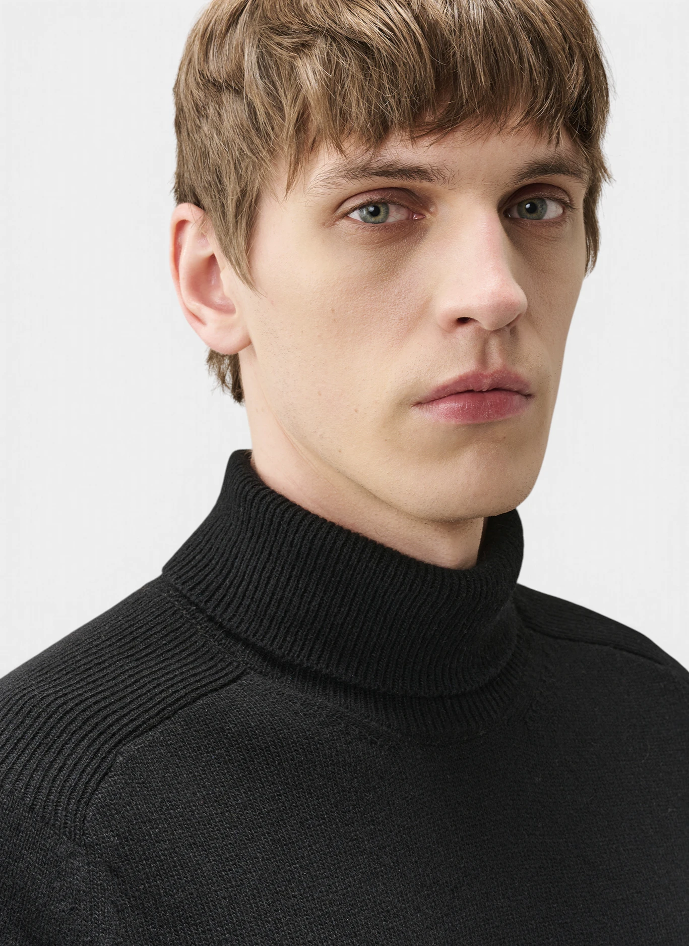 Свитер Lambswool Grs Turtleneck Lens Sweater Black