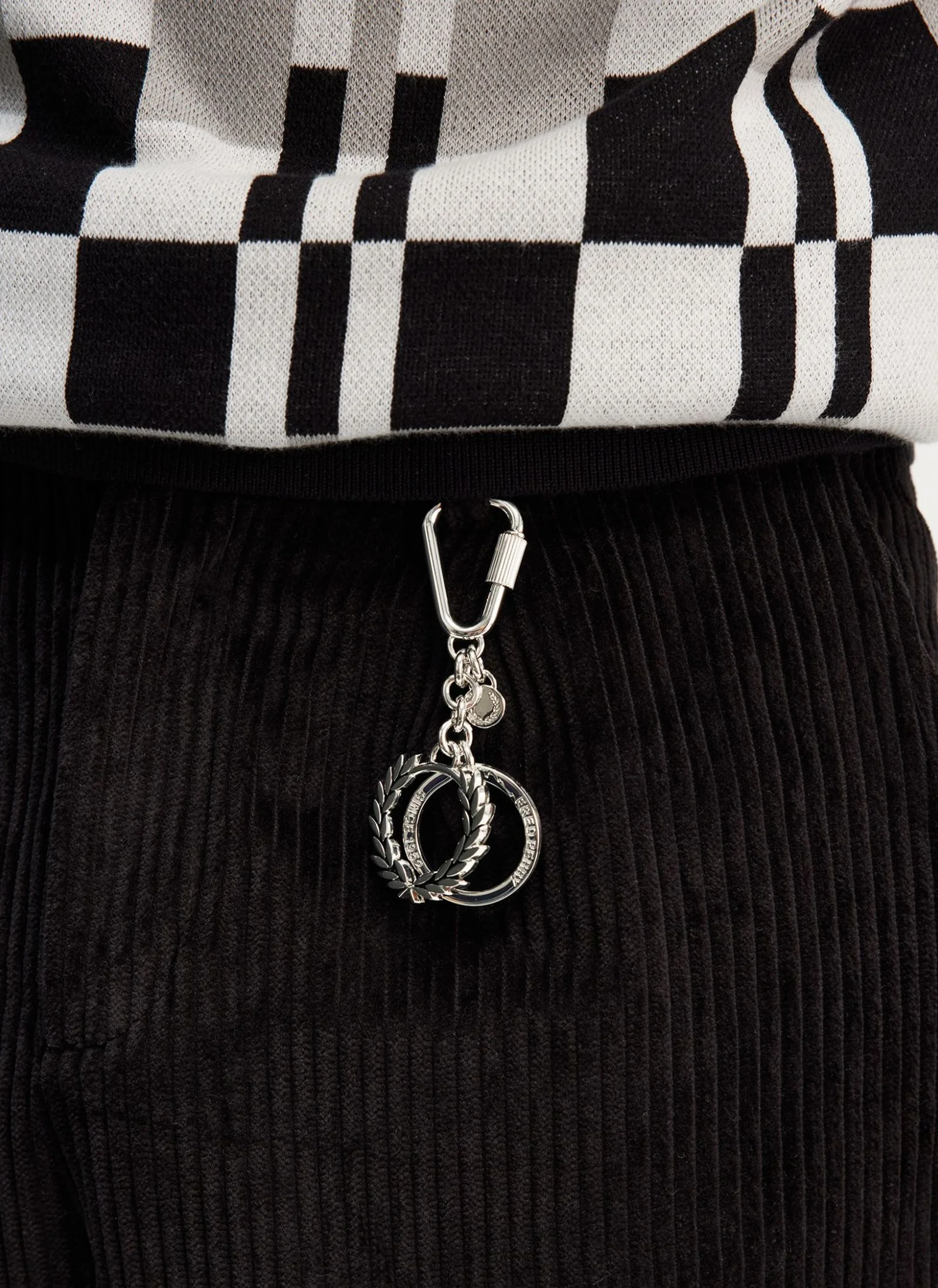 Брелок Laurel Wreath Keyring Y19