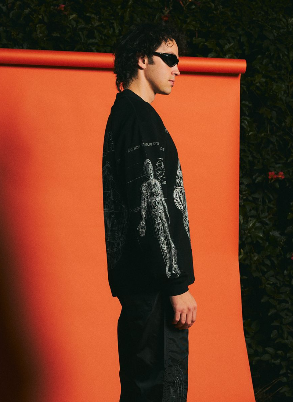 Поло Pleasures x Daft Punk Schematic Long Sleeve Polo Black