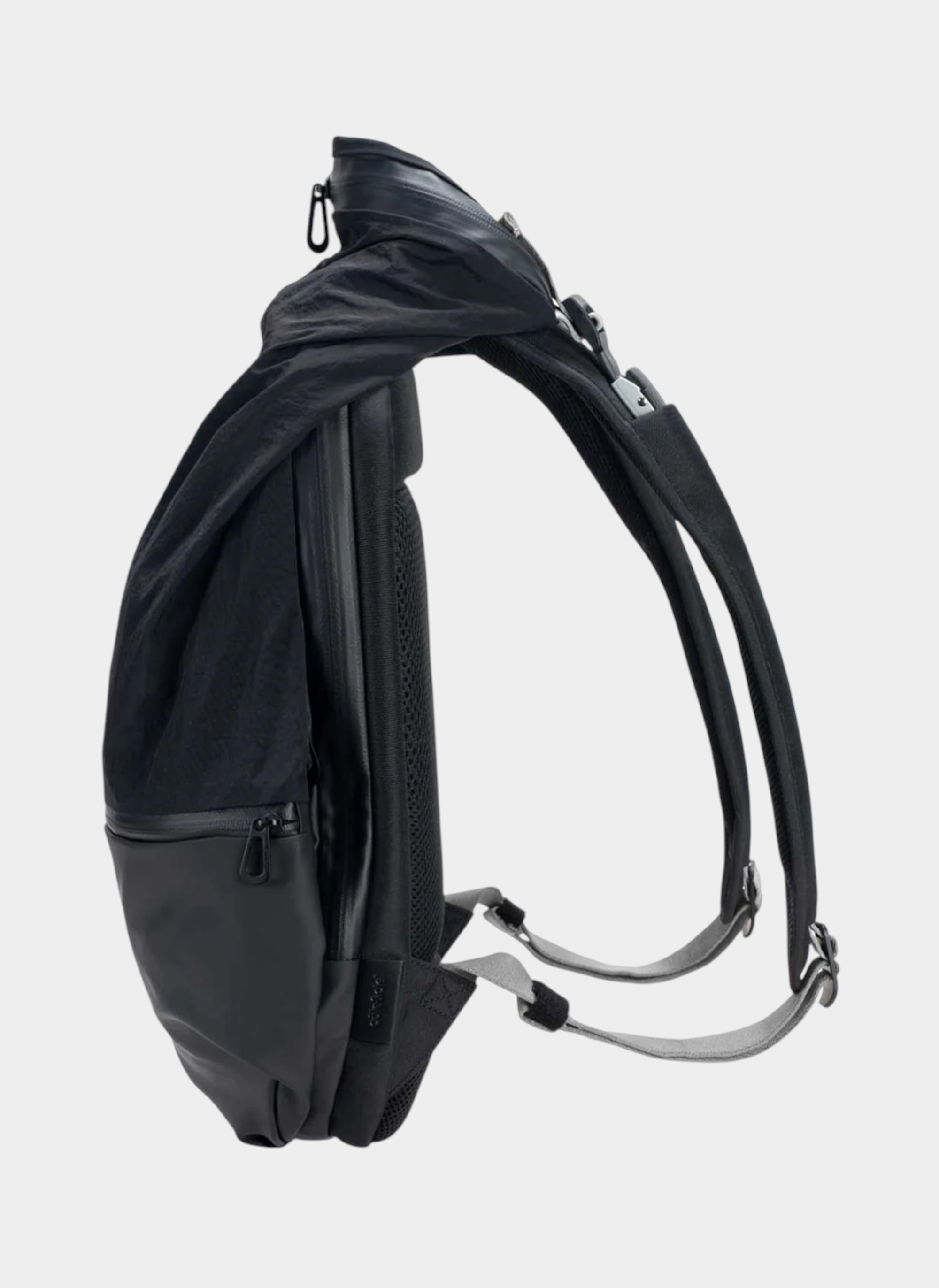 Рюкзак Backpacks Nile S Smooth Black Colour Accent Black Рюкзак Backpacks Nile S Smooth Black Colour Accent Black