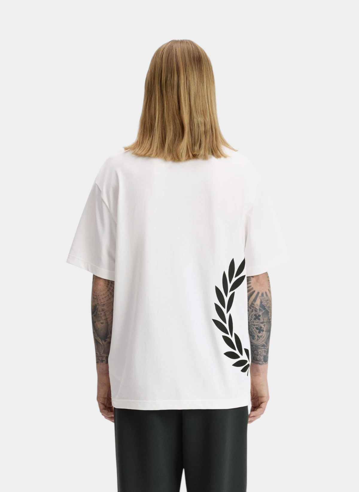 Футболка Textured Laurel Wreath T-Shirt 129