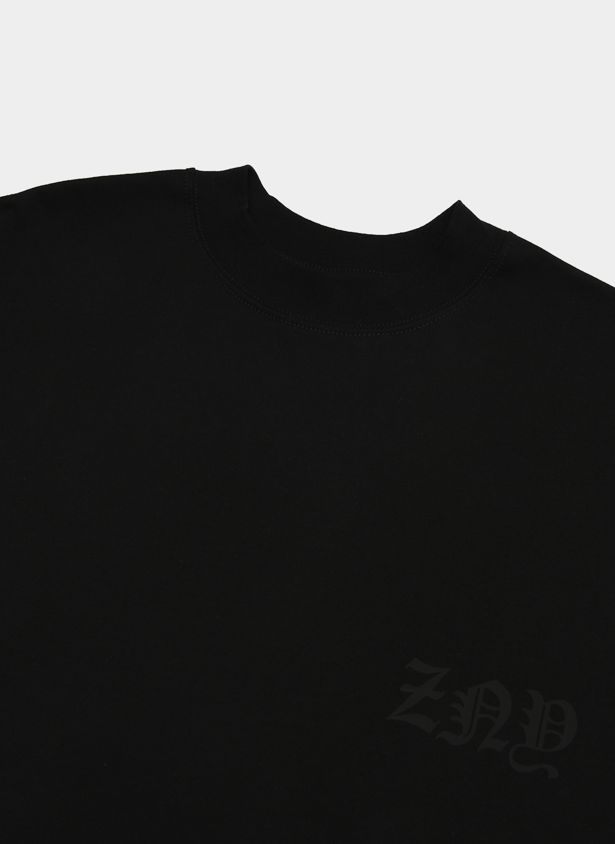 Футболка ZNY Gothic Sleeve Black Футболка ZNY Gothic Sleeve Black