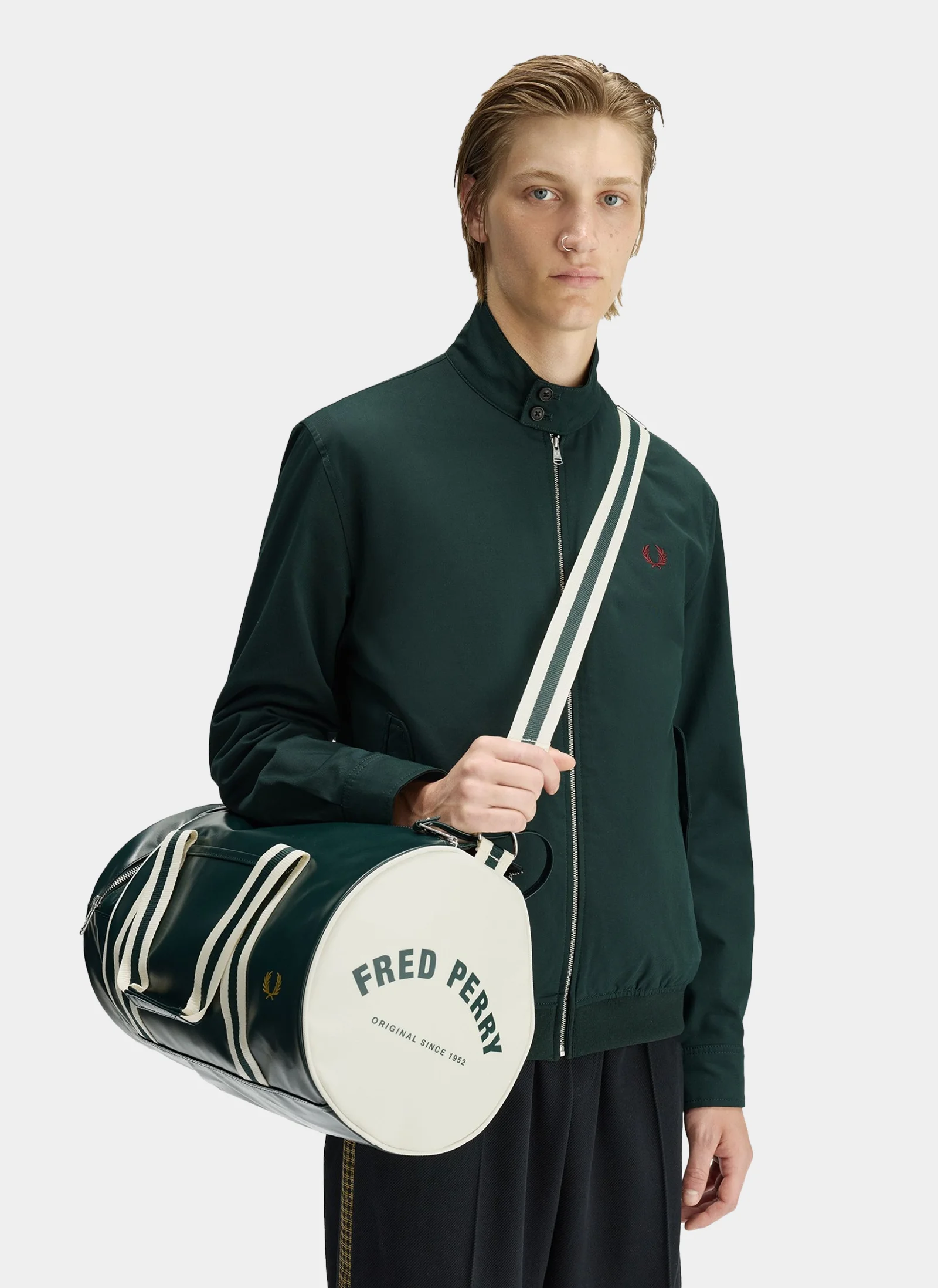 Сумка Classic Barrel Bag 81A