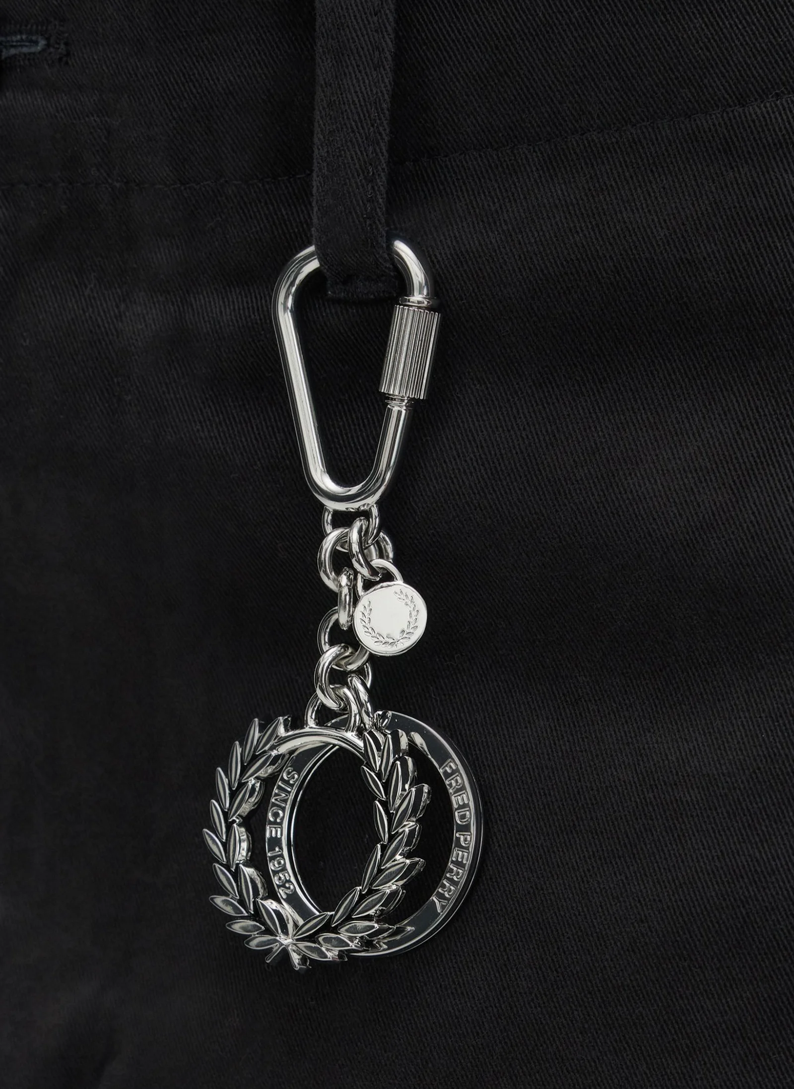 Брелок Laurel Wreath Keyring Y19