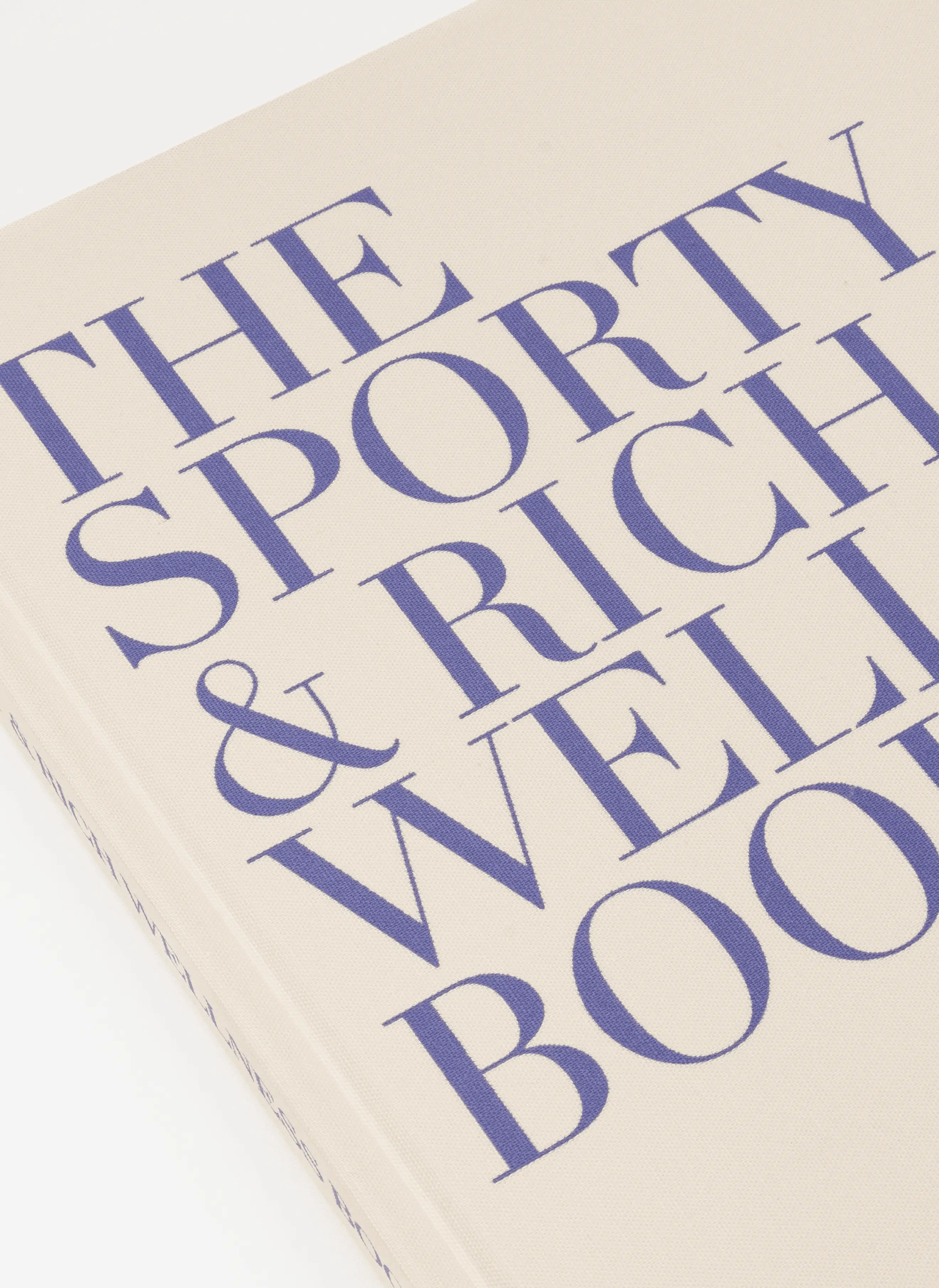 Книга The Sporty & Rich Wellness Book White