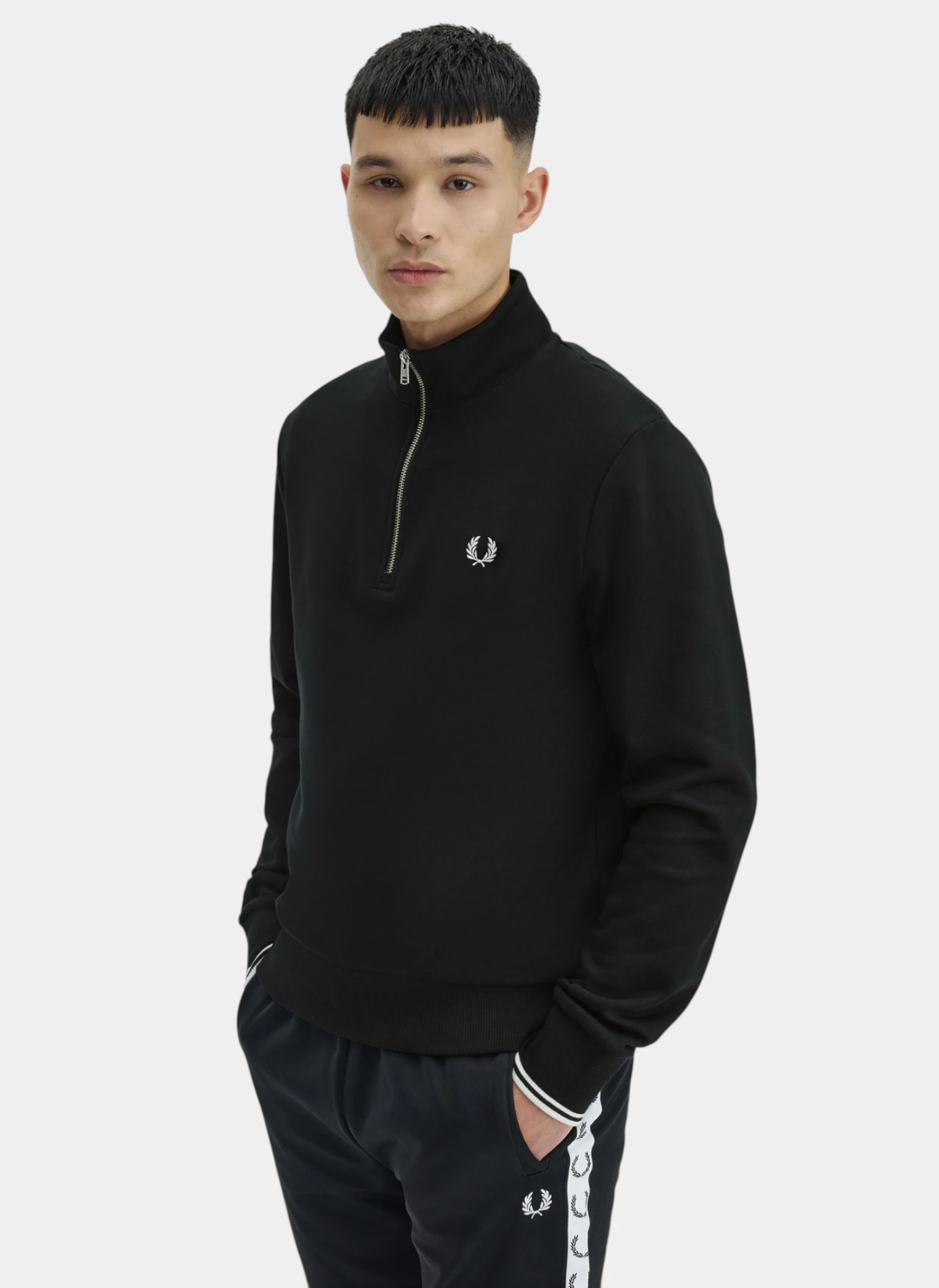 Свитшот Half Zip Sweatshirt 102