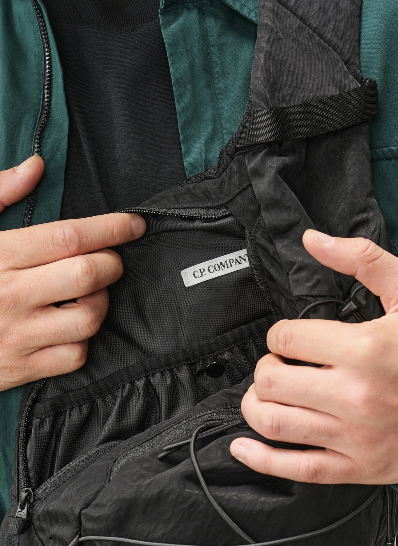 Рюкзак Nylon B Lens Crossbody Rucksack Black