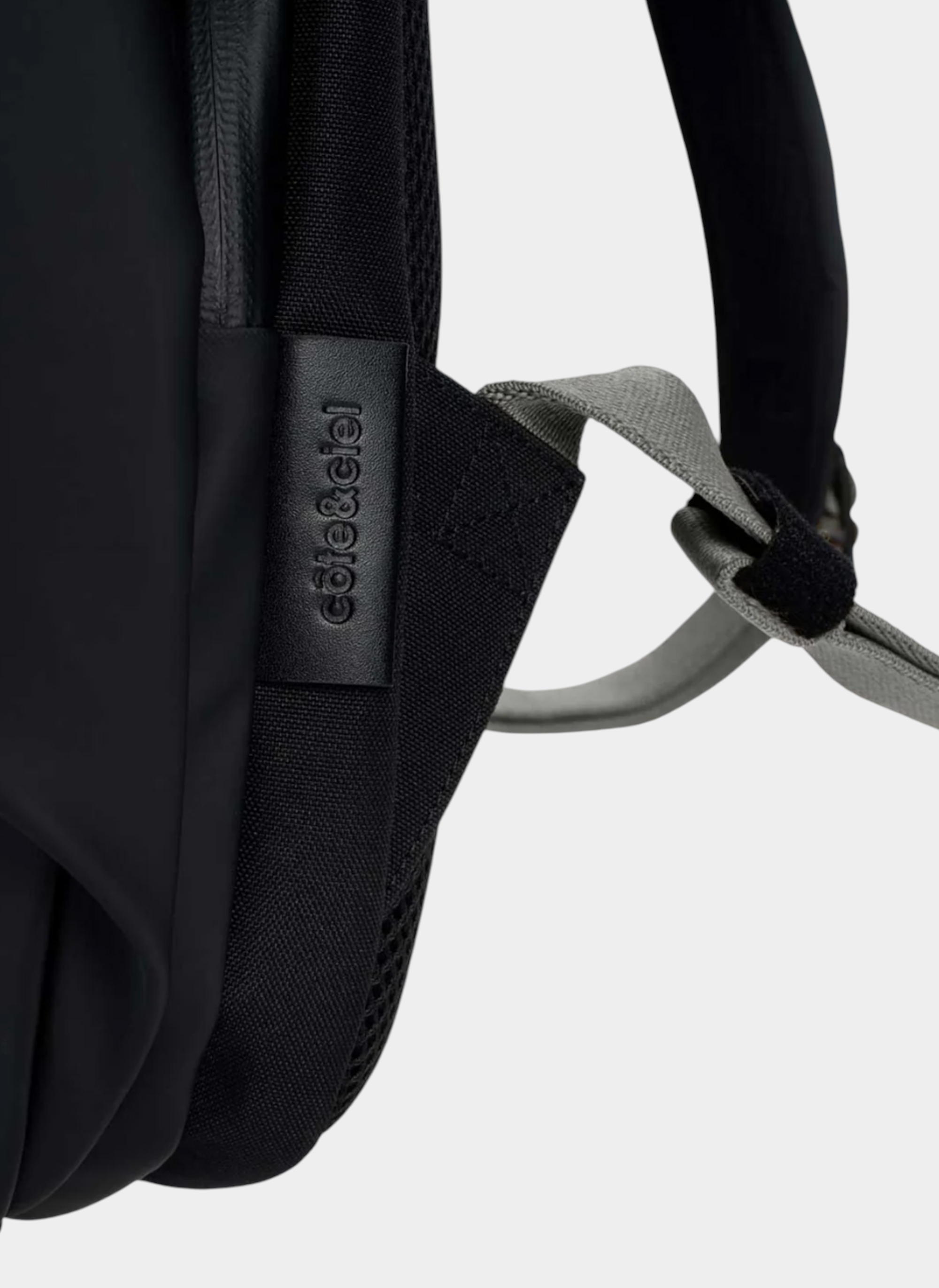 Рюкзак Backpacks Nile S Smooth Black Colour Accent Black Рюкзак Backpacks Nile S Smooth Black Colour Accent Black