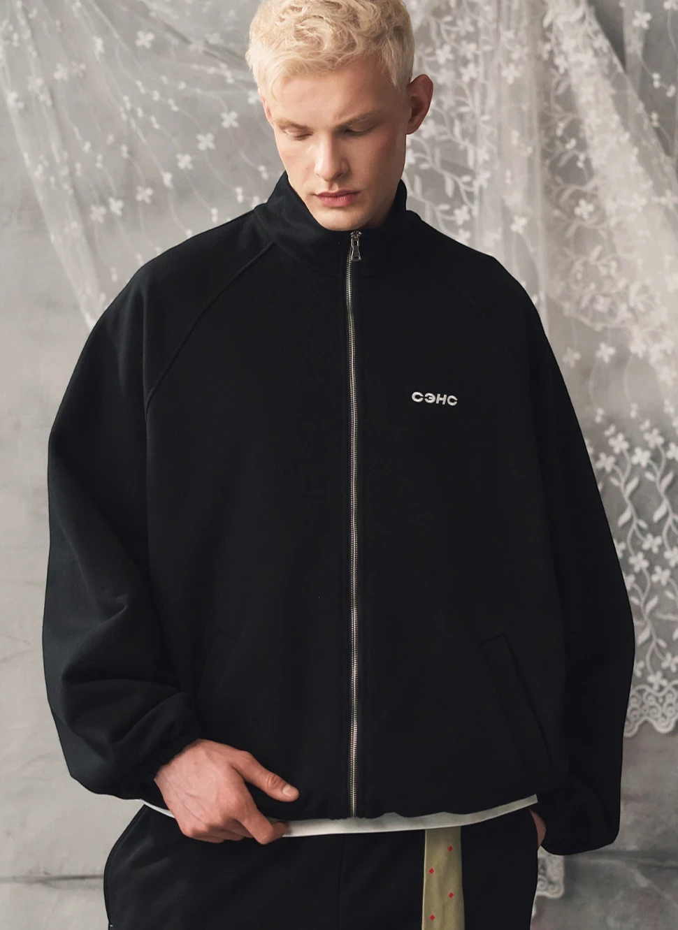 Свитшот Silence Black