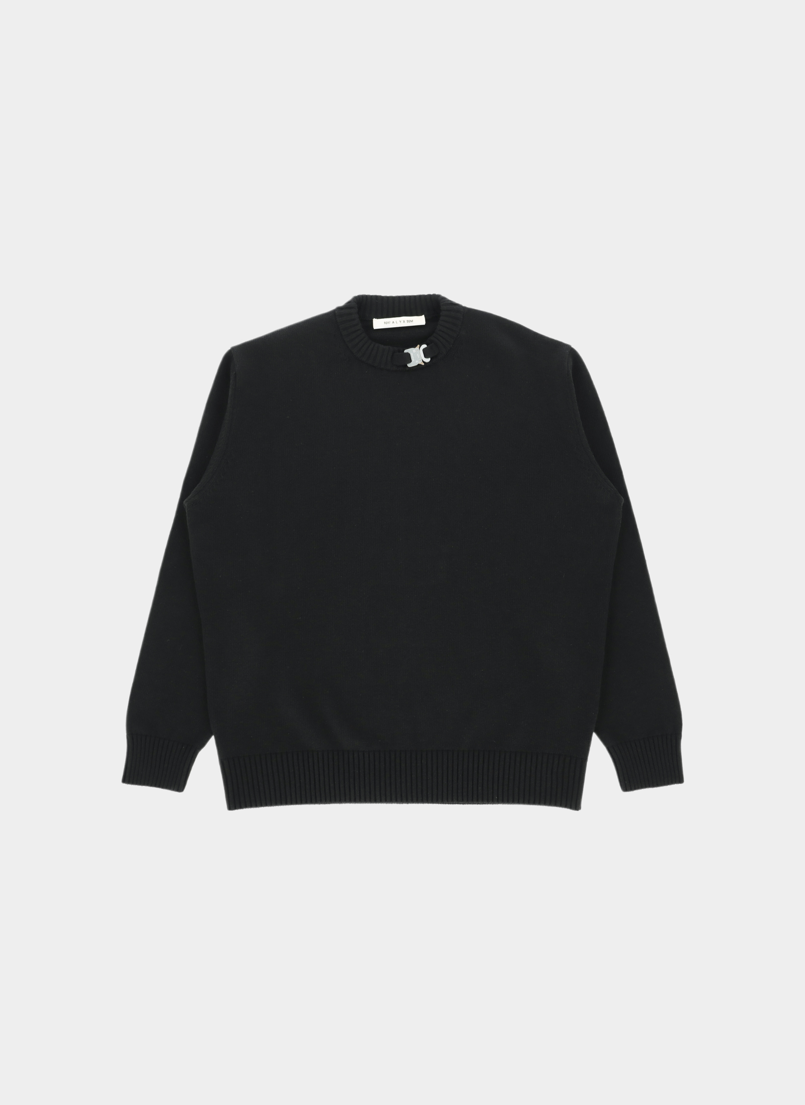 BUCKLE COLLAR CREWNECK BUCKLE COLLAR CREWNECK
