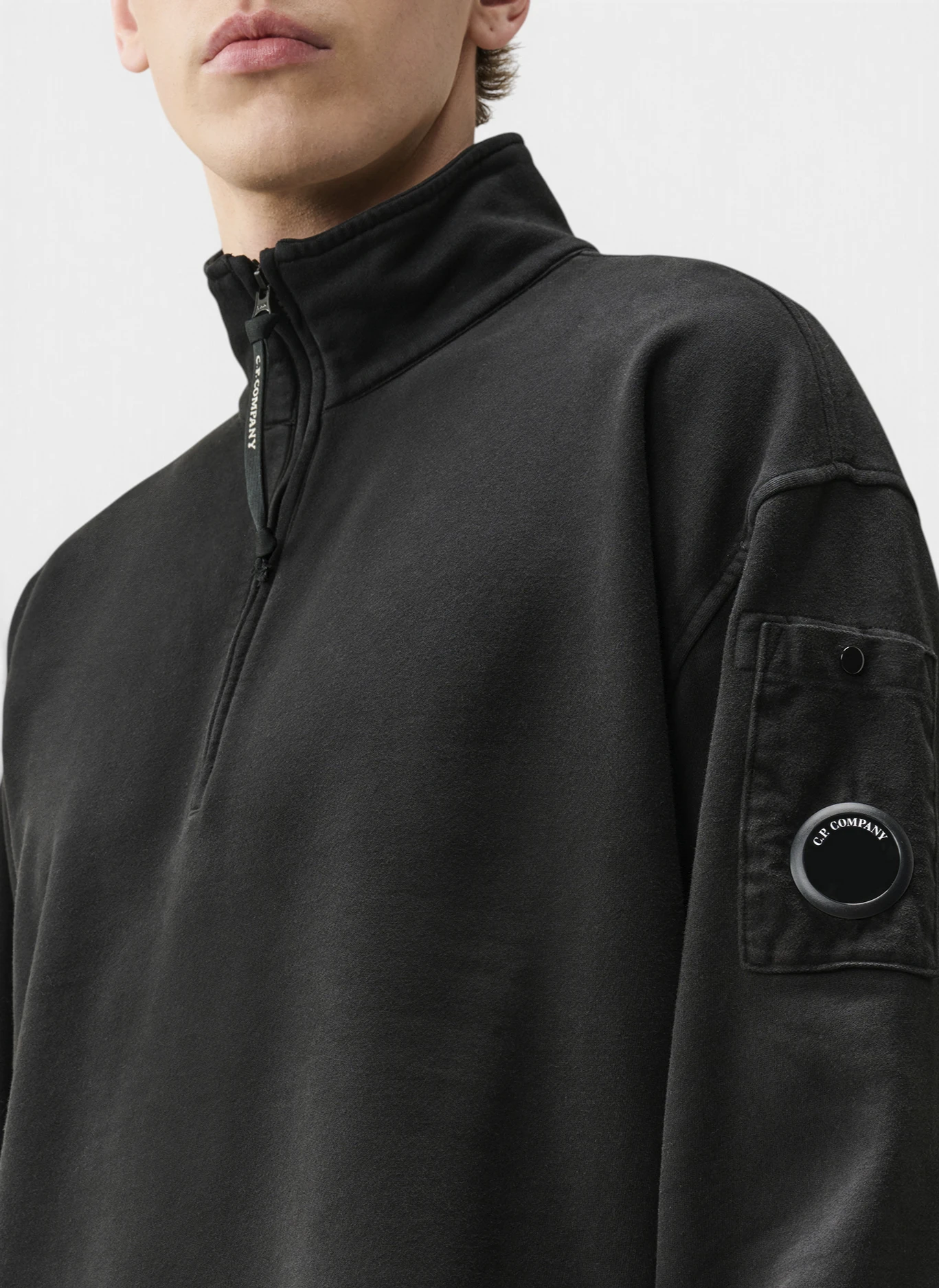 Свитшот Brushed And Emerized Diagonal Fleece Mixed Boxy Half Zip Black