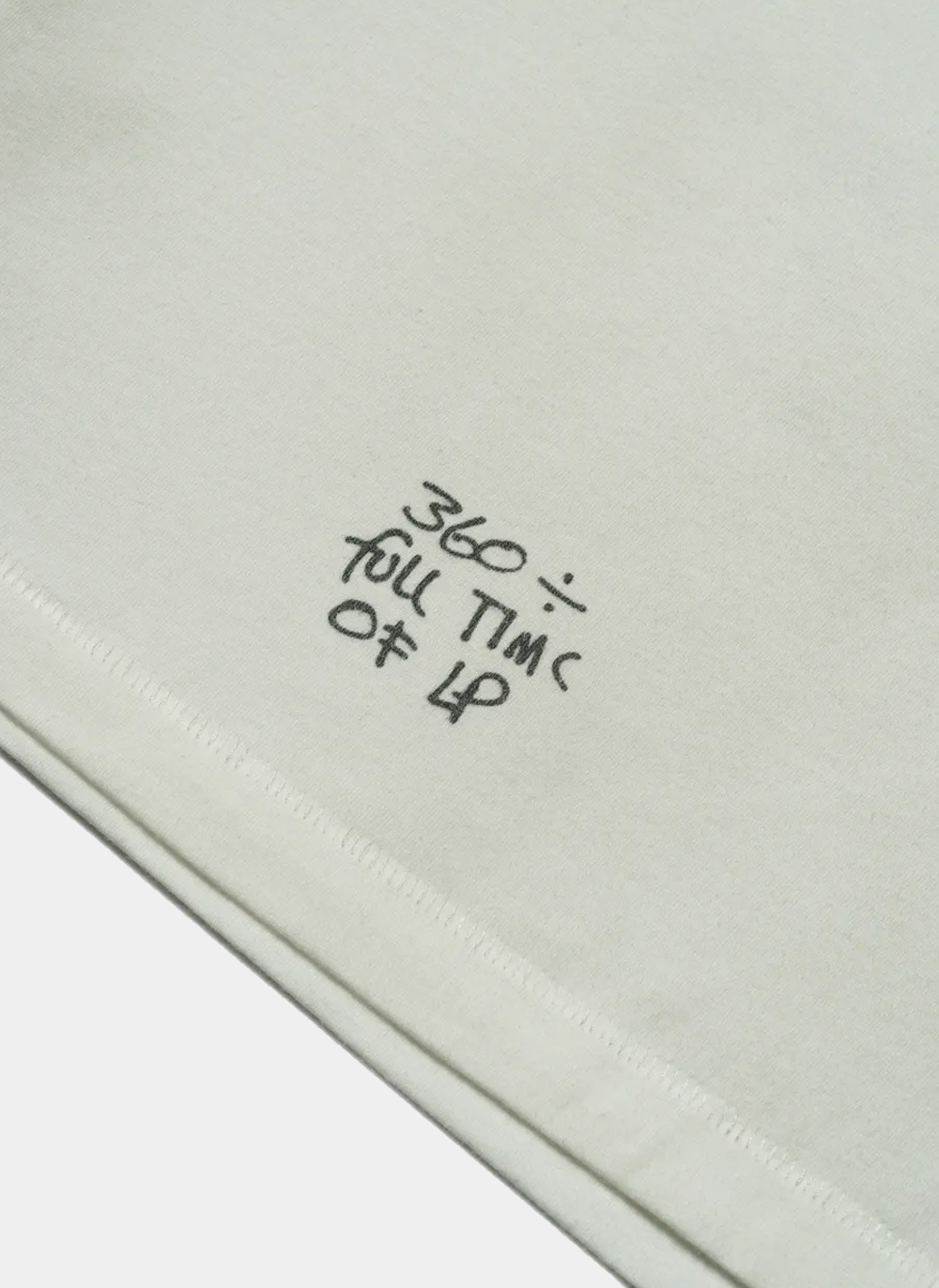 Футболка .Solutions + NUMBER 3 A—Sketch T-Shirt Old White