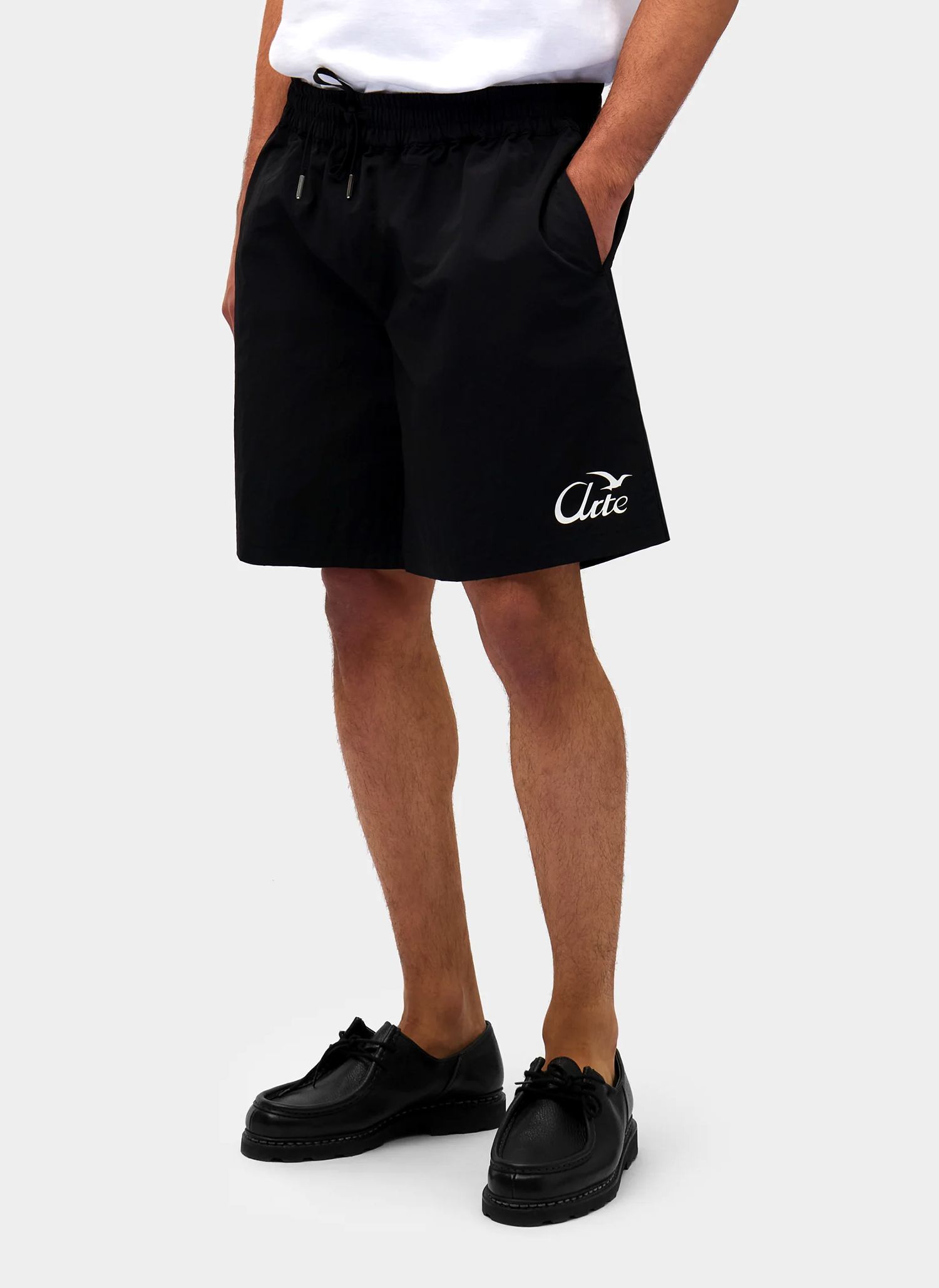 Шорты Birds Logo Shorts Black Шорты Birds Logo Shorts Black