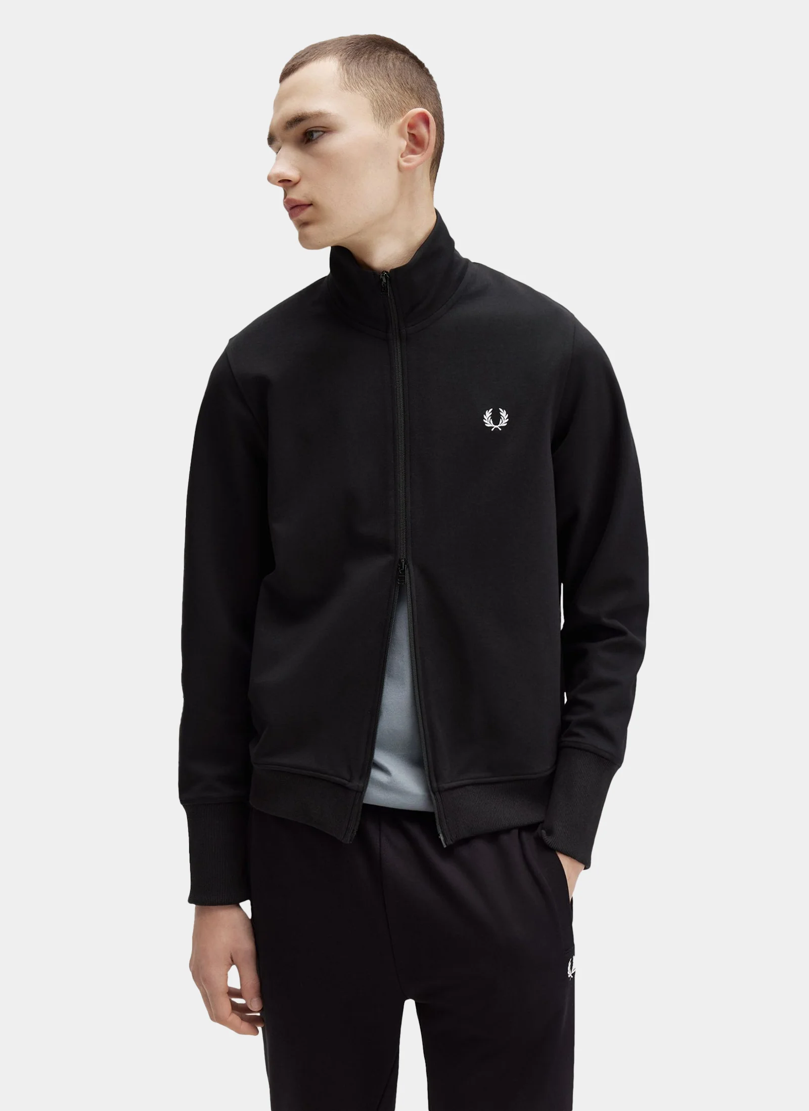 Олимпийка Thumbhole Track Jacket 102
