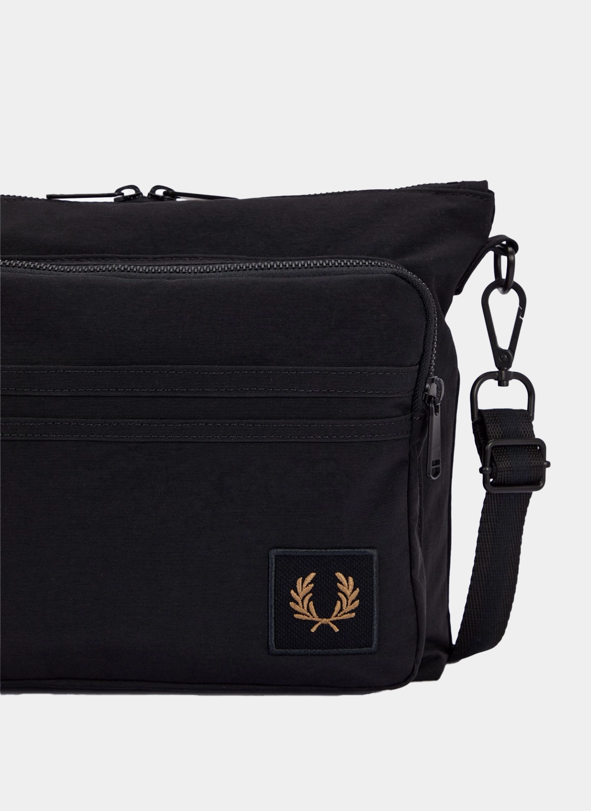 Сумка Nylon Badge Crossbody Bag 102