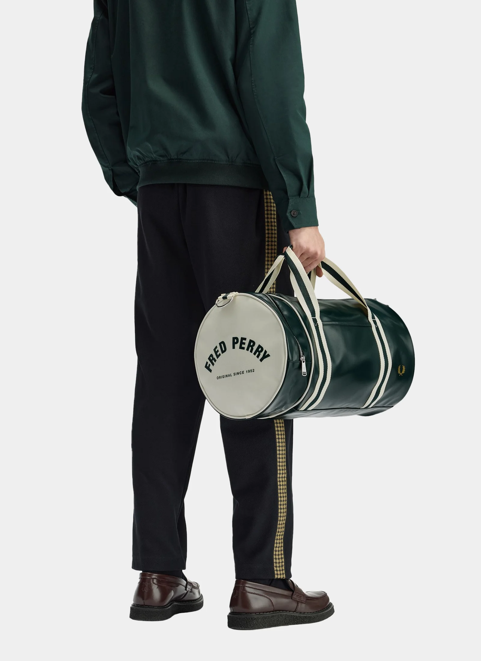 Сумка Classic Barrel Bag 81A