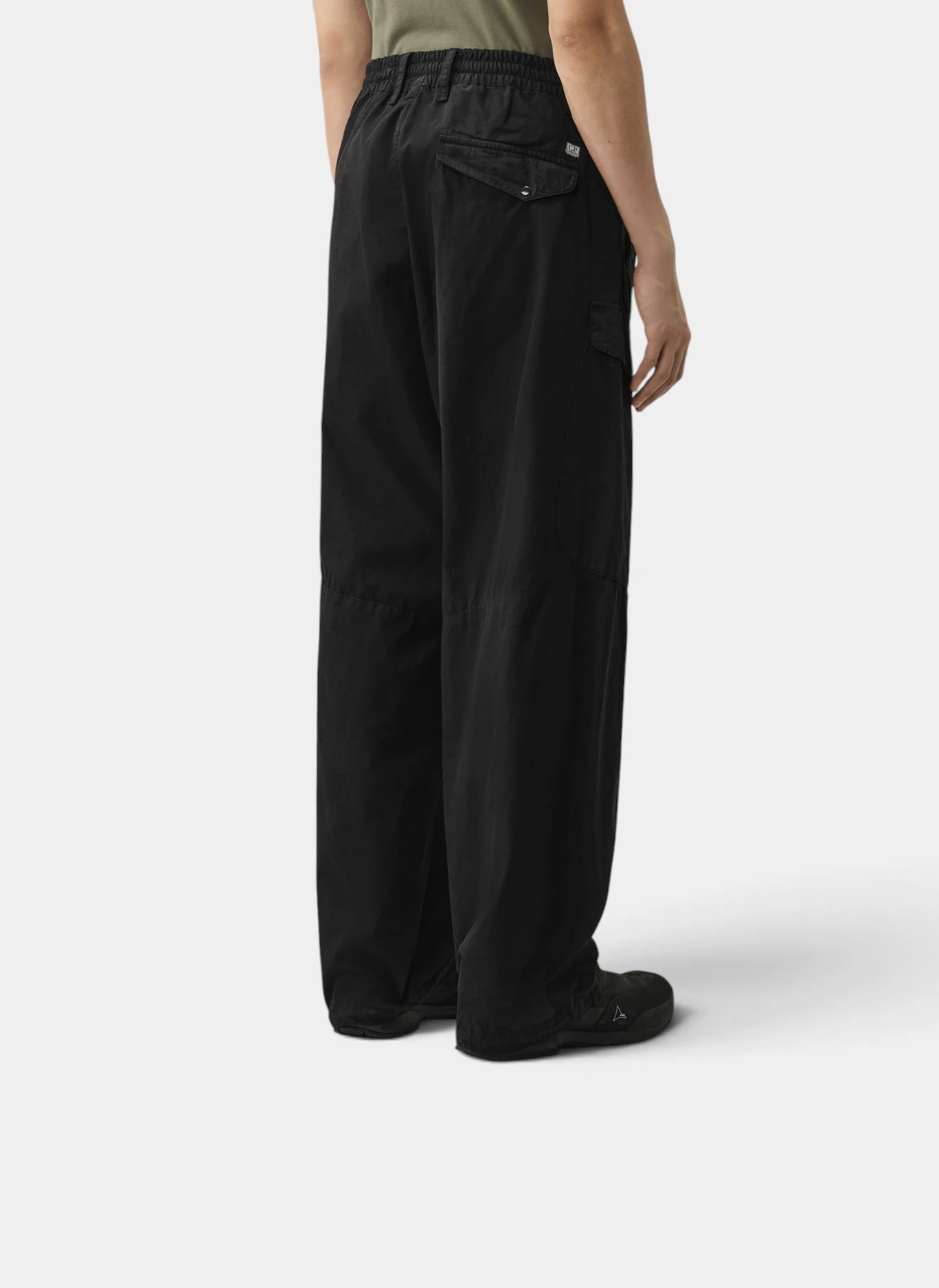 Брюки Micro-Reps Boxy Lens Cargo Pants Black