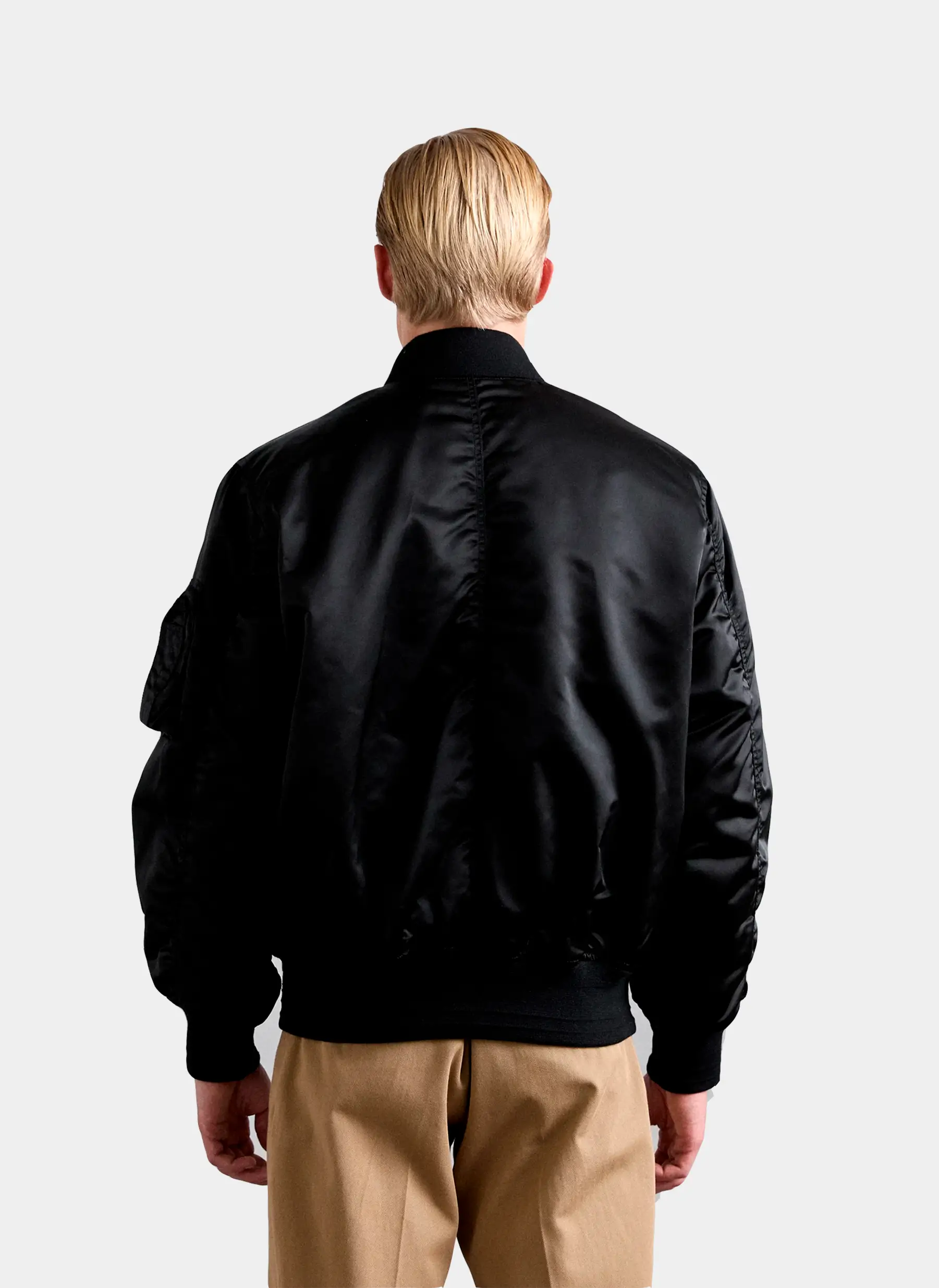 Бомбер NYLON BOMBER JACKET