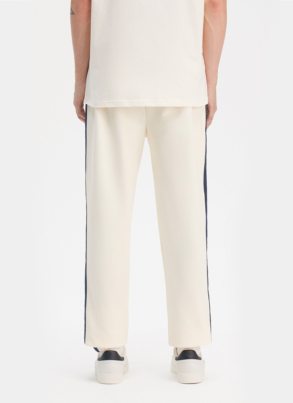 Брюки спортивные ‘CONTRAST TAPE TRACK PANT’ Y24