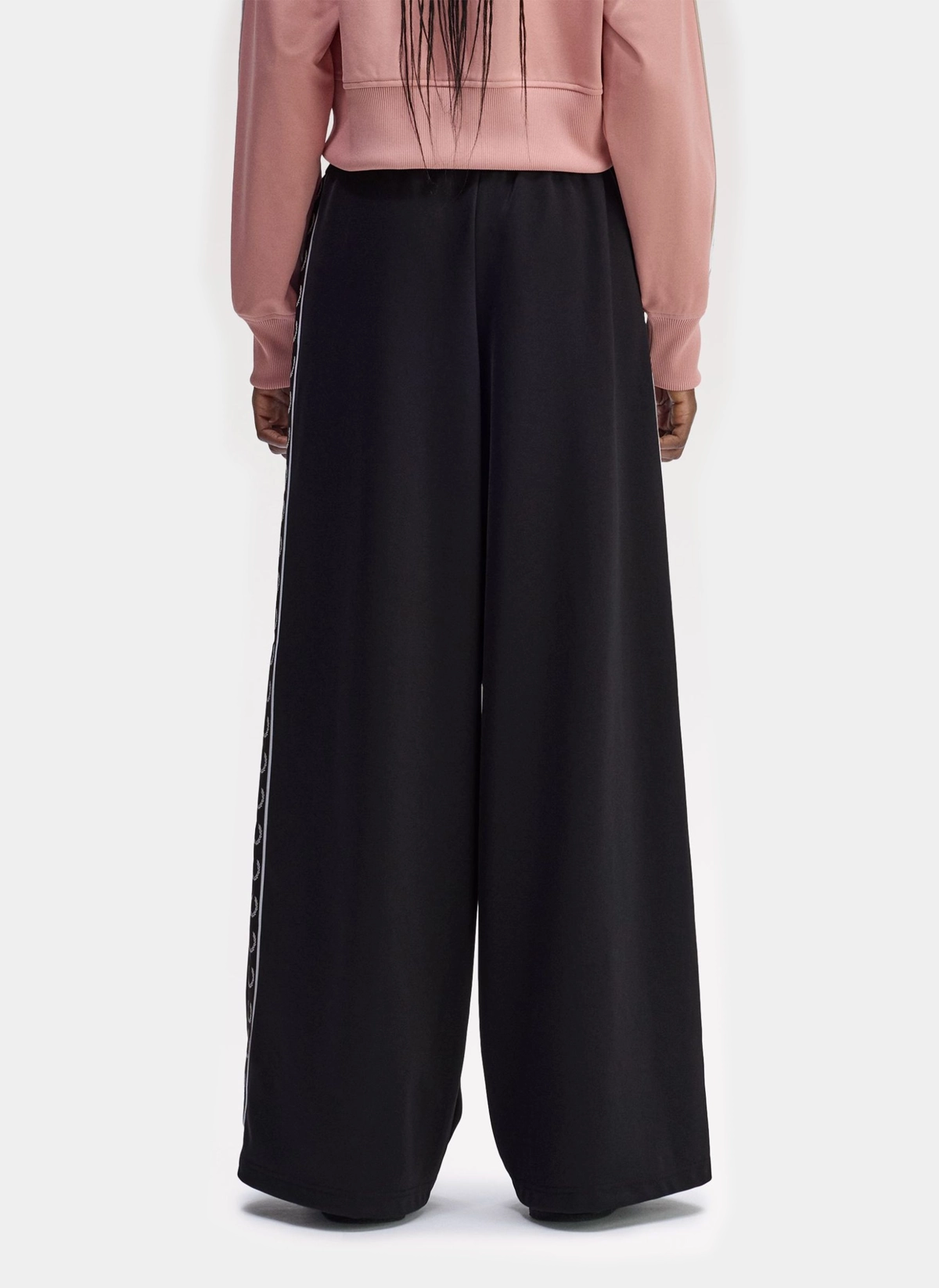 Брюки спортивные женские Taped Track Pants 102