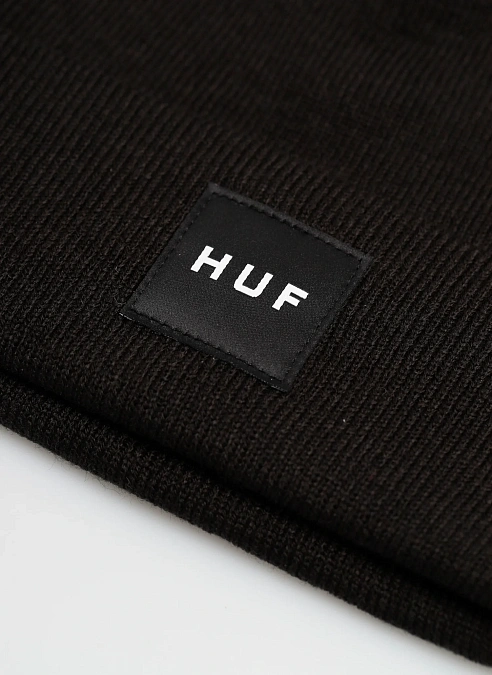 Шапка ‘Essentials Box Logo Beanie’ Black
