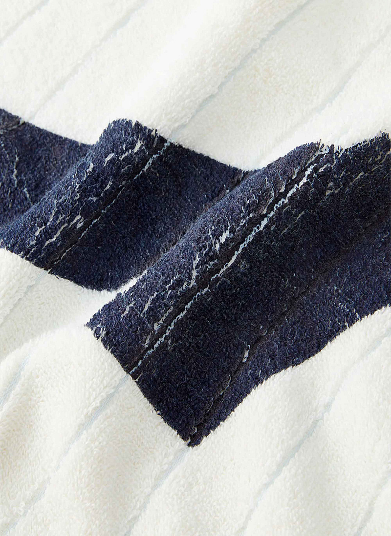 Полотенце Game On, Clothes Off Cream / Blue